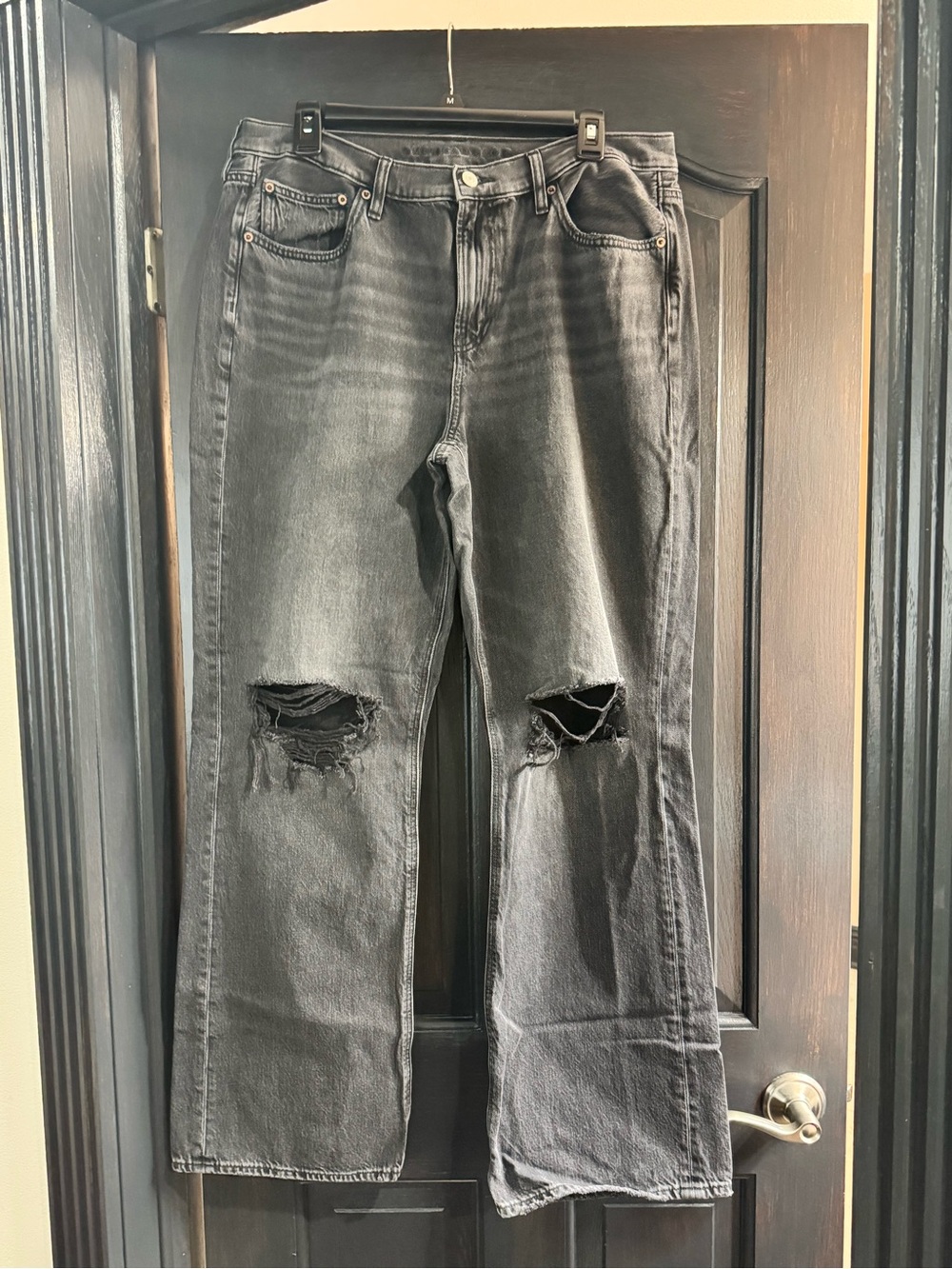 American Eagle Outfitters Men's Black Bootcut Ripped Jeans